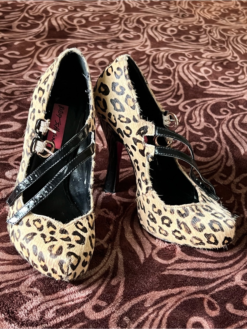 Betsey Johnson Tease-p Cowhair Shoes - 6M